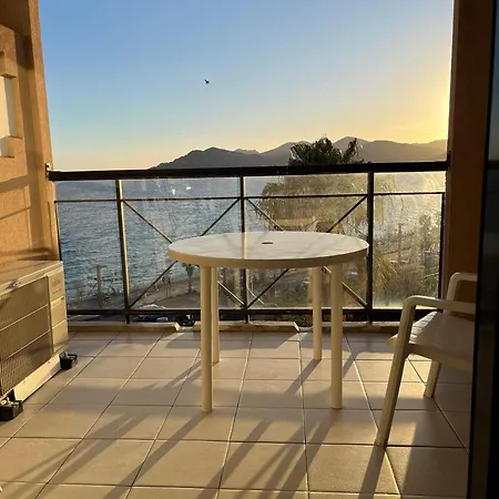 With Sea View, Aircondition And Parking Cannes