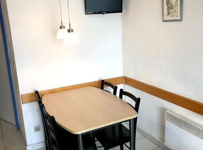 With Sea View, Aircondition And Parking Apartment