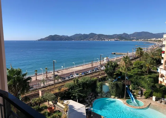 With Sea View, Aircondition And Parking * Cannes